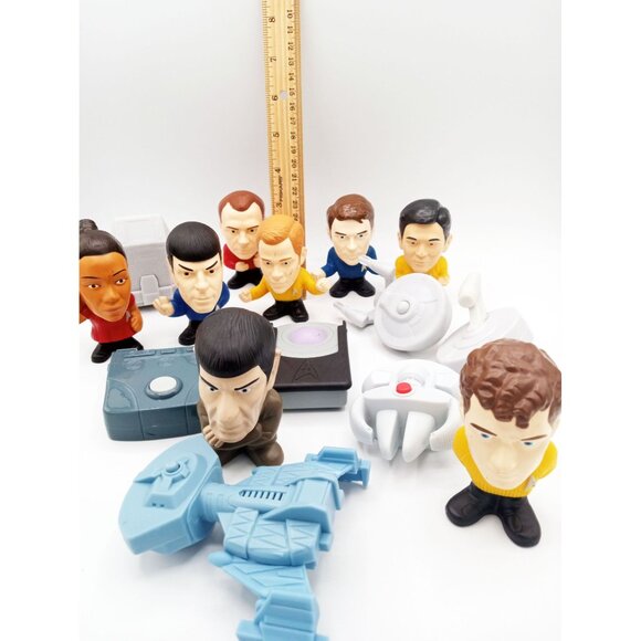 Star Trek Movie Toy from Burger King 2009 Characters, Ships, Tricorder Lot of 15 - Picture 7 of 16